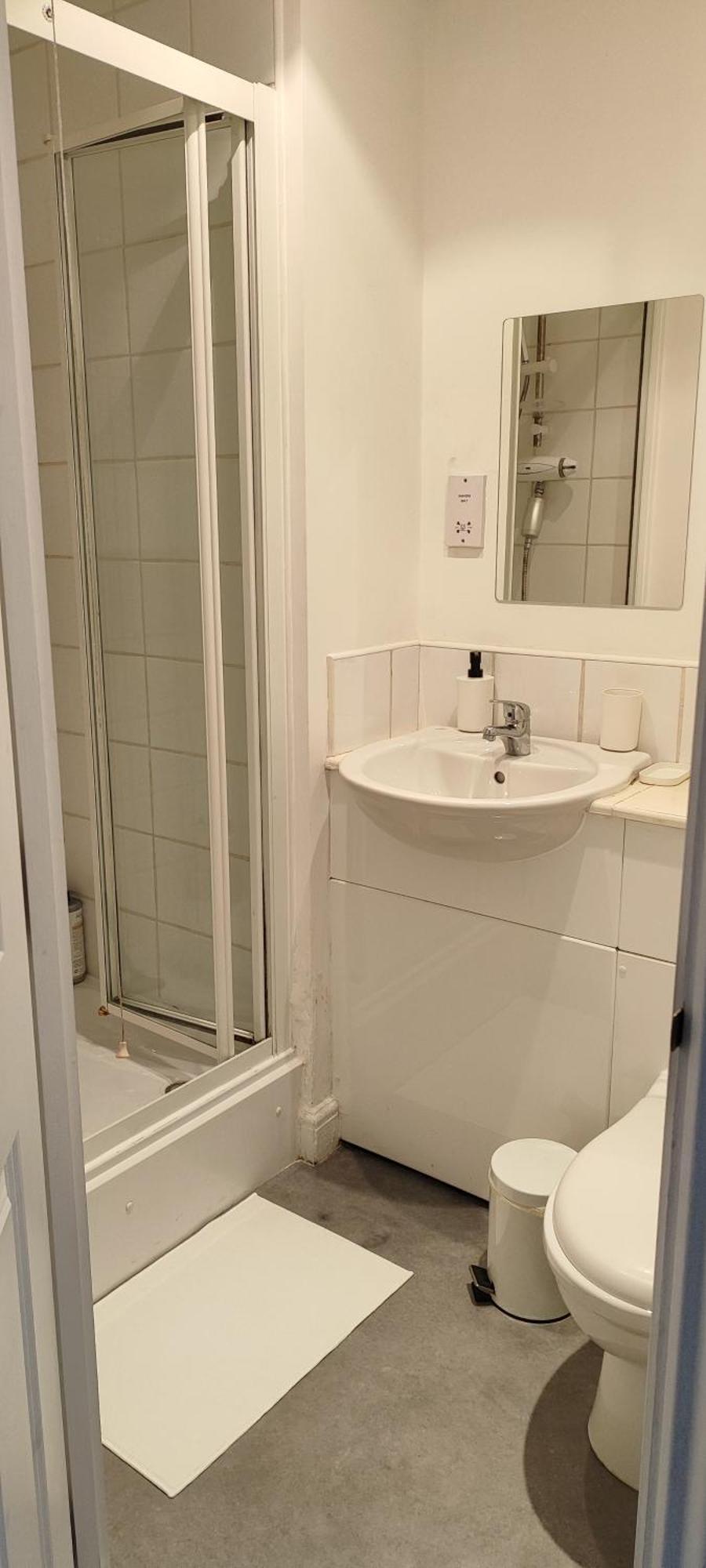 Bright, Chilled Ensuite Db Room In A Shared Flat! Londres Chambre photo